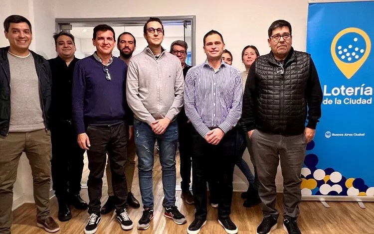 Representantes de la Lotería de Chubut y LOTBA