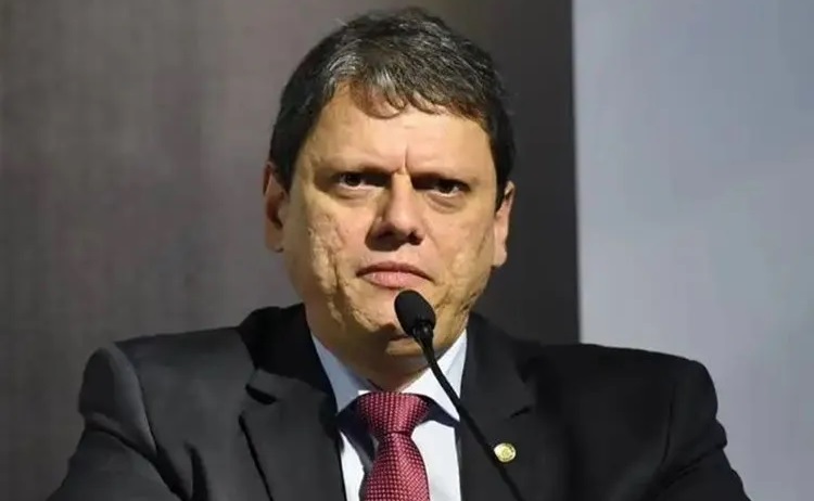 Tarcísio de Freitas